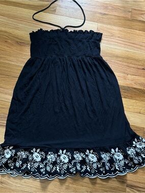 Vintage 2000s Juicy Couture Black Sundress with White Floral Embroidery